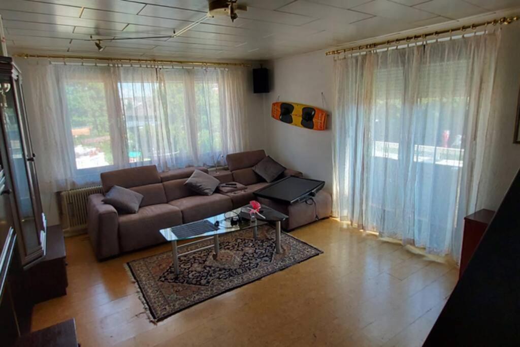 Quiet Apartment Close To Town วิลลาค ภายนอก รูปภาพ